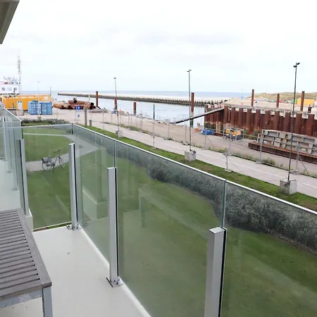 Den Oever Vi 103 With A Sea View Apartment