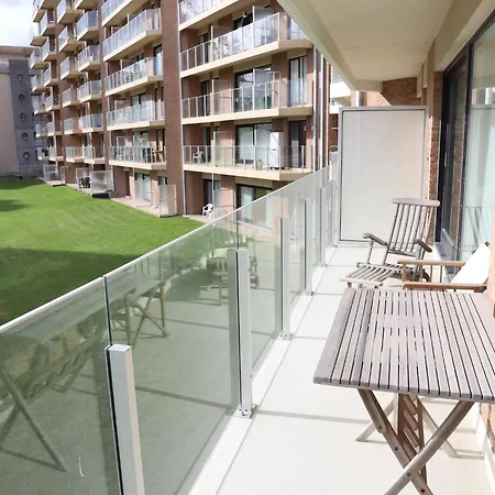 Den Oever Vi 103 With A Sea View *